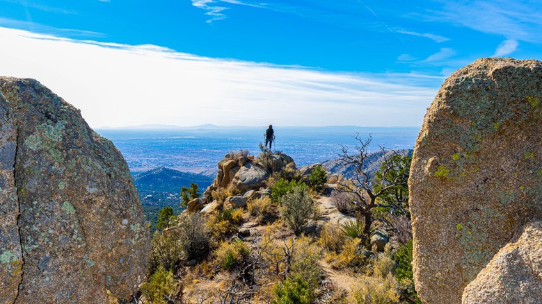 High Desert Albuquerque Real Estate: Homes, HOAs & Lifestyle